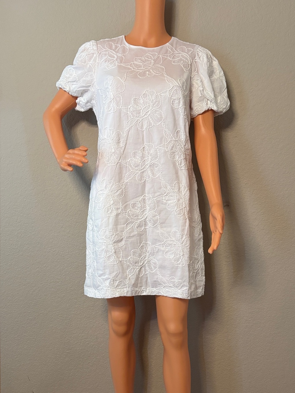 J.Crew Women’s NWT White Floral Embroidered Puff Sleeve Dress Size 4 and size 2